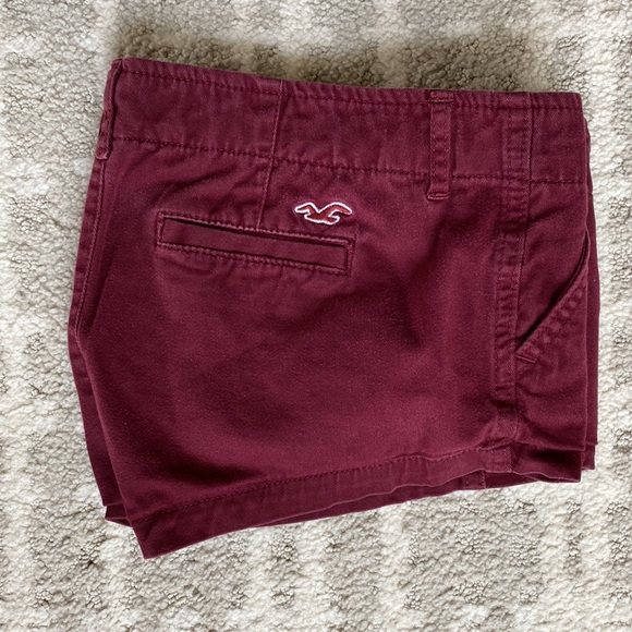 •Hollister• (2) Low-Rise Cargo Short Shorts - Picture 12 of 16